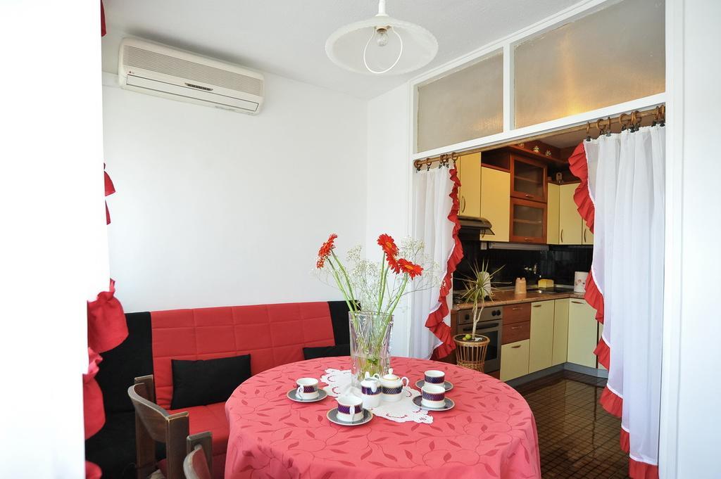Sunny Apartment ซาดาร์ ห้อง รูปภาพ